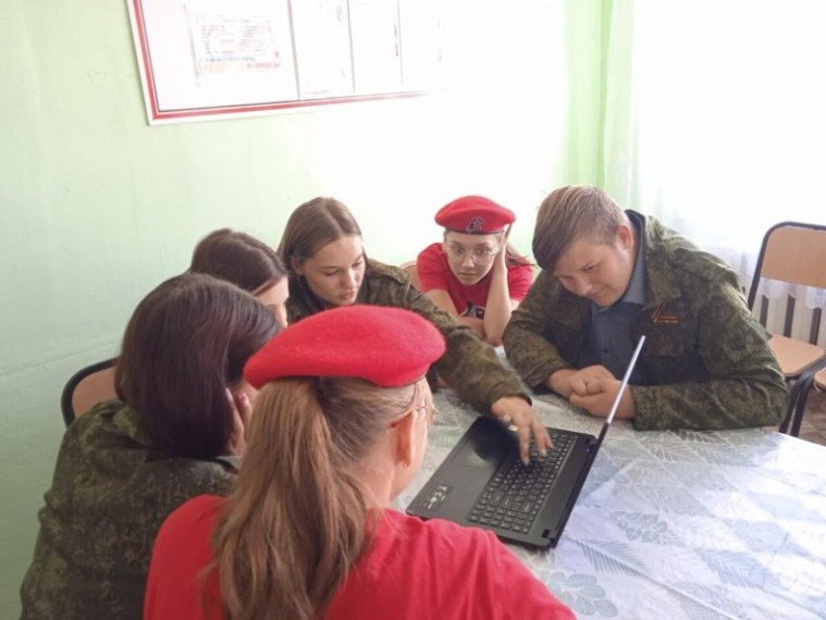 Укажите подпись к картинке.